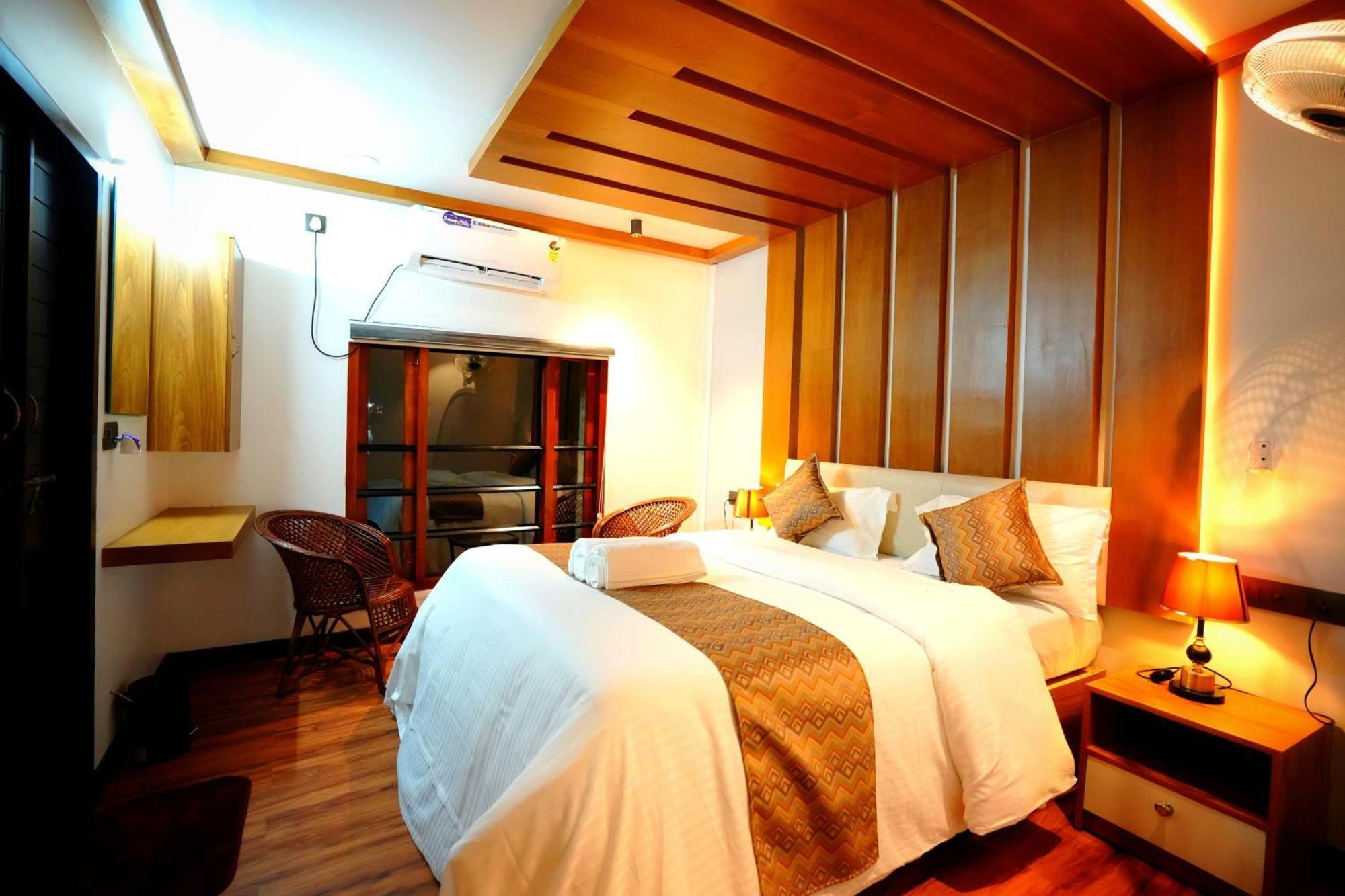 Indraprasthamlakecruise Alappuzha 외부 사진